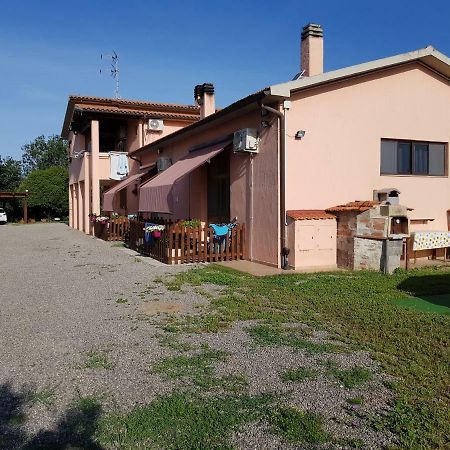 Ilboschetto Magnolia Villa Albinia Bagian luar foto